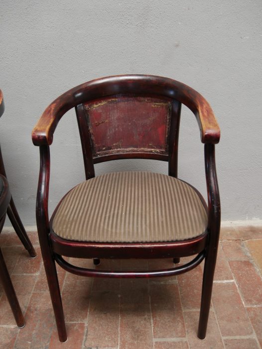 Judenstilstuhl von Thonet Wien stehend in Farbe braun