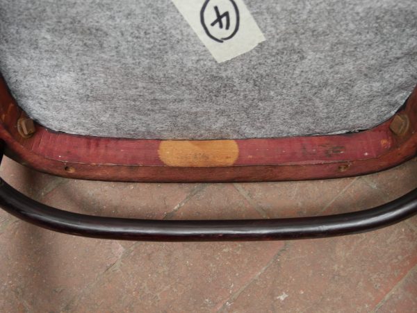 Unterseite der Polsterung von Jugenstil Stuhl Thonet Wien