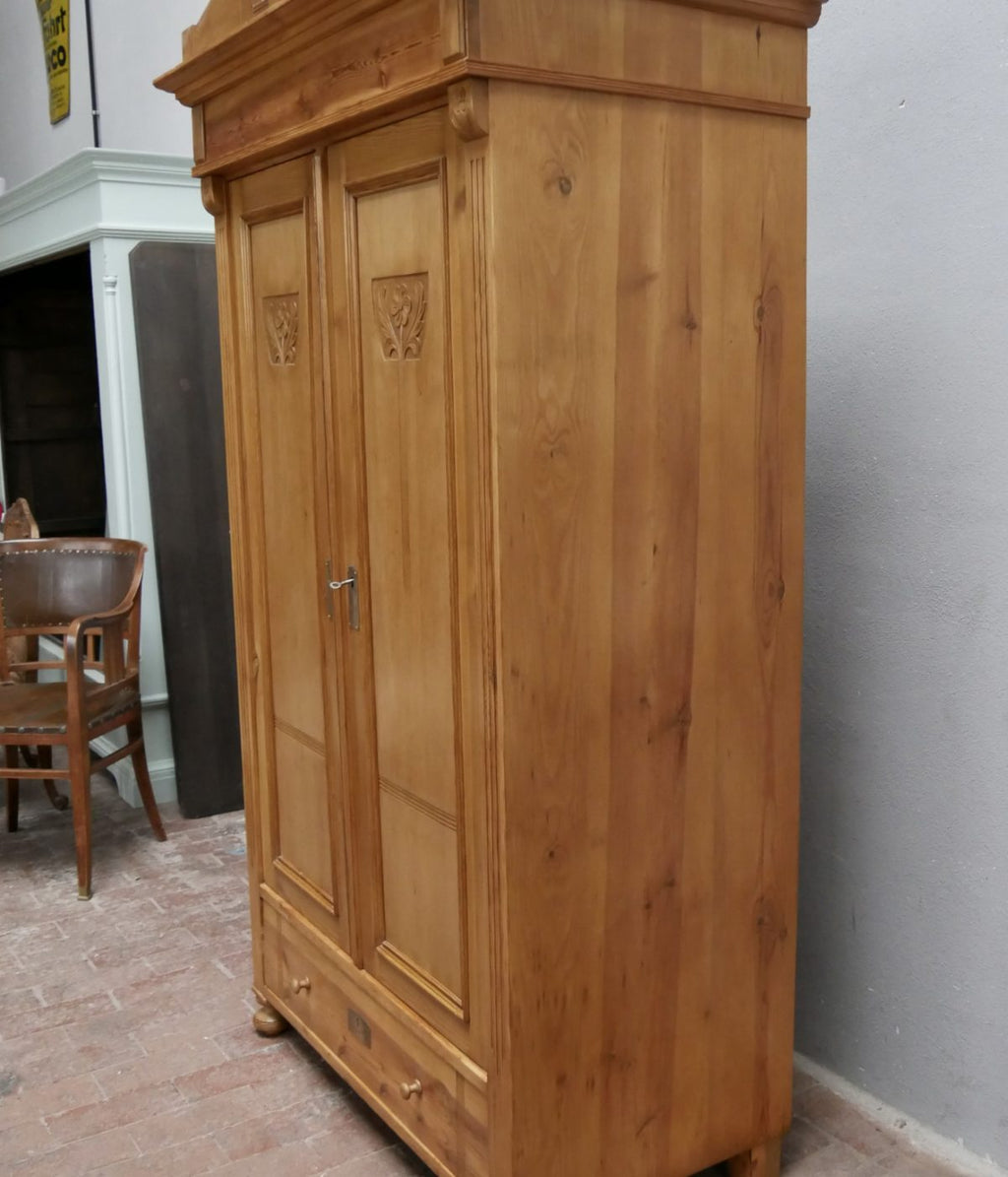 WUNDERSCHÖNER JUGENDSTIL KLEIDERSCHRANK UM 1910 WEICHHOLZ RESTAURIERT