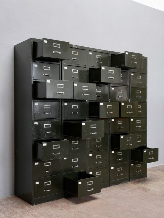 Otto Brückner Werkzeugschrank mit mehreren geöffneten Schubladen zur Darstellung des Stauraums und Rollensystems.